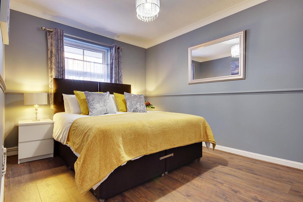 14 Oxford Mews - 5 Star Living For Up To 10 People Βίλα Σαουθάμπτον Εξωτερικό φωτογραφία
